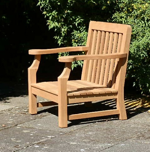 Peacock Lounger Chair